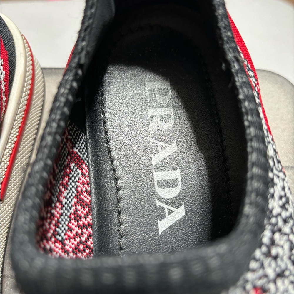 Prada shoes - Picture 3 of 16